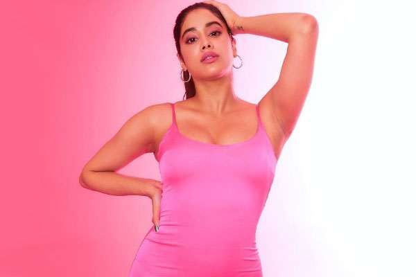 Janhvi Kapoor Net Worth: Income, Salary, Boyfriend, Age, Bio and Social Media