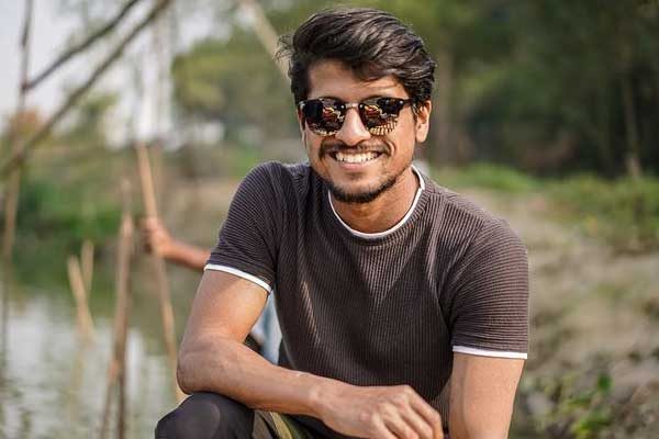 Bostir Chele Pocha Age Bio Net worth Real name Girlfriend Hi fox