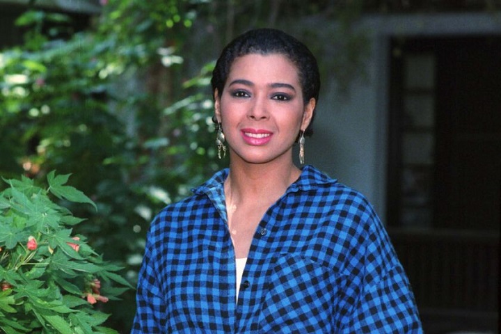 You are currently viewing Irene Cara Net Worth: Irena Cara Biography, Family, Career, Husband and Social Media