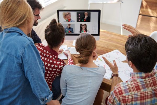 Mastering the Art of Virtual Town Hall Meetings: A Leader’s Comprehensive Guide