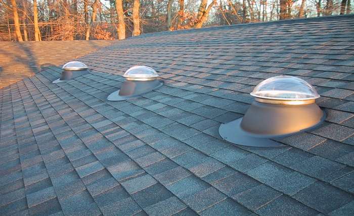 You are currently viewing Why Tubular Skylights Are Great For Brightening Up Your Business
