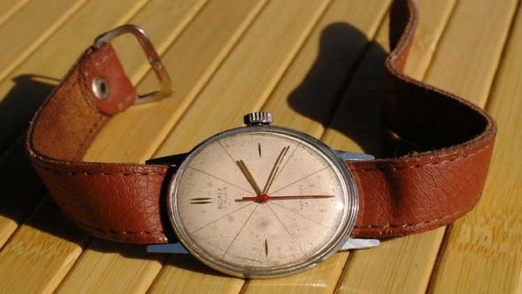 You are currently viewing Unwinding Time: The Enduring Legacy of Soviet Watches