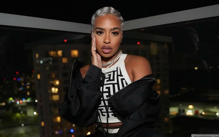 You are currently viewing B Simone Net Worth: Biography, Career, Family, Physical Appearances and Social Media