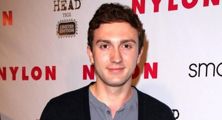 You are currently viewing Daryl Sabara Net Worth: Biography, Career, Family, Physical Appearances and Social Media
