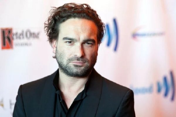 Johnny Galecki Net Worth: Biography, Career, Family, Physical Appearances and Social Media