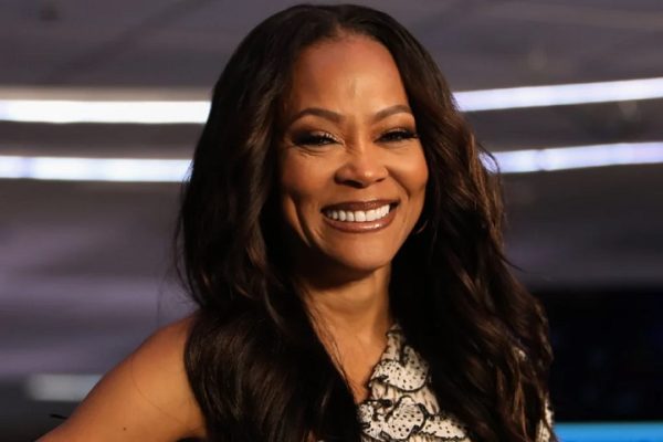 Robin Givens Net Worth: Biography, Career, Family, Physical Appearances and Social Media