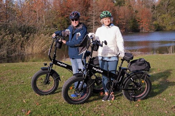 6 REASONS TO GIFT AN E-BIKE TO YOUR AGING PARENTS THIS YEAR