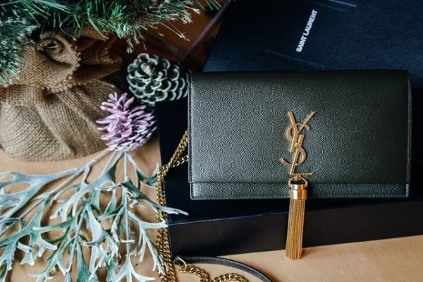 Fashion Gift Guide: The Ultimate Selection for Style Enthusiasts