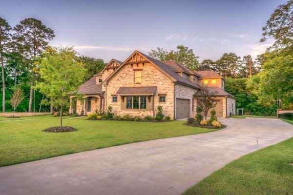 10 Tips to Reflect Your Luxurious Lifestyle