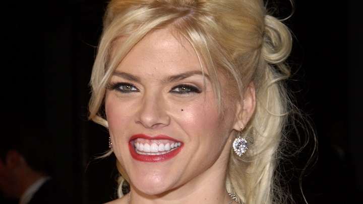 You are currently viewing Anna Nicole Smith Net Worth: Biography, Career, Family, Physical Appearances and Social Media
