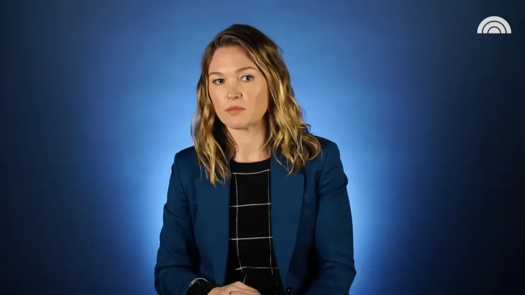 You are currently viewing Julia Stiles Net Worth 2024: Biography, Career, Age, Family, and Social Media
