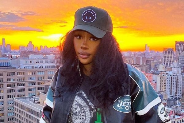 SZA Net Worth 2024: Biography, Career, Age, Family, and Social Media