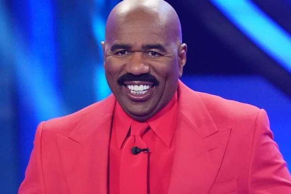 Steve Harvey Net Worth: Biography, Career, Family, Physical Appearances and Social Media