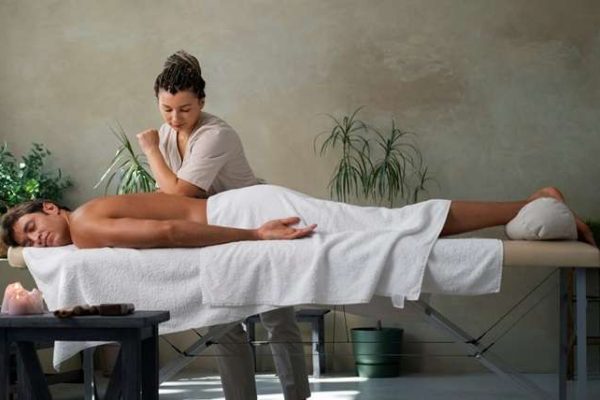 What’s the Difference Between Swedish and Deep Tissue Massage