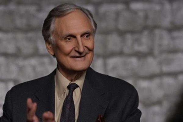 Alan Alda Net Worth 2024: Biography, Career, Age, Family, and Social Media