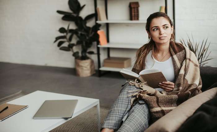 You are currently viewing 4 Effective Strategies for Coping with Seasonal Depression