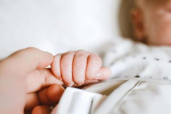 8 Essential Steps to Ensure Your Newborn’s Well-Being