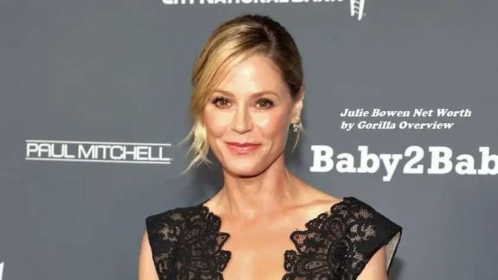 You are currently viewing Julie Bowen Net Worth 2024: Biography, Career, Age, Family, and Social Media