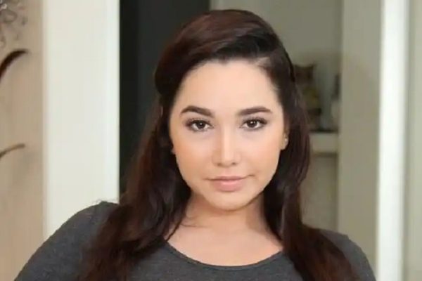 Karlee Grey Net Worth: Rising Star in the Adult Entertainment Industry