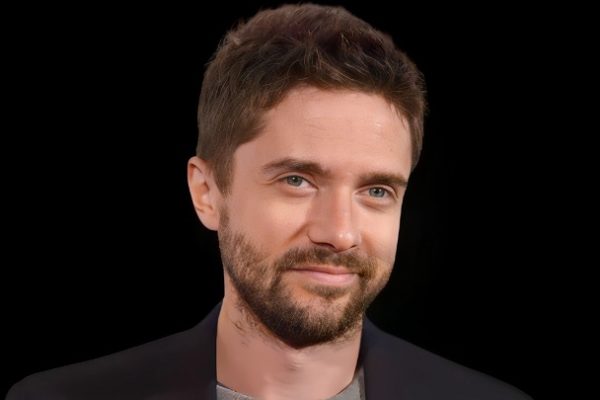 Topher Grace Net Worth 2024: Biography, Career, Age, Family, and Social Media