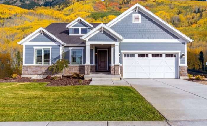 You are currently viewing 6 Budget-Friendly Tips to Enhance the Facade of Your House