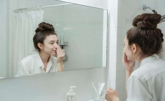 You are currently viewing Best Cleansers: 5 Must-Try Picks to Refresh Your Skin