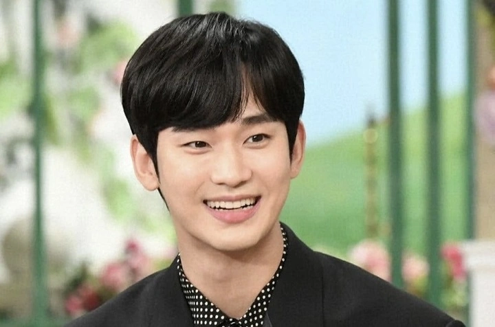 You are currently viewing Kim Soo-Hyun Net Worth: Age, Height, Weight, Wiki, Biography, Family and More