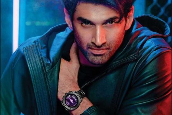 Aditya Roy Kapur Net Worth, Age, Height, Weight, Wiki, Biography, Family