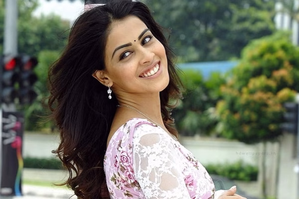 Genelia D’Souza Net Worth: Age, Height, Weight, Wiki, Biography, Family and More