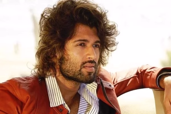 Vijay Deverakonda Net Worth: Age, Height, Weight, Wiki, Biography, Family and More