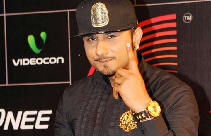 You are currently viewing Yo Yo Honey Singh Net Worth; Age; Height; Weight; Wiki; Biography; Family