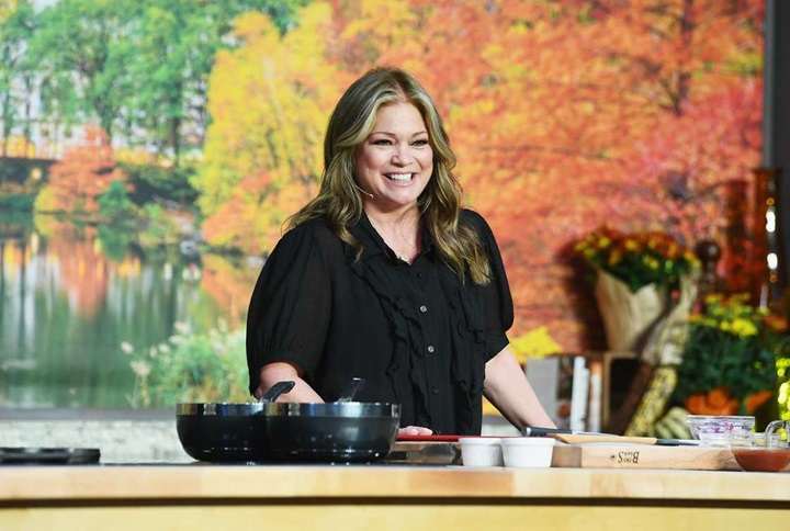 You are currently viewing Valerie Bertinelli Net Worth in 2025, Age, Height, Biography, Career, Family, Lifestyle