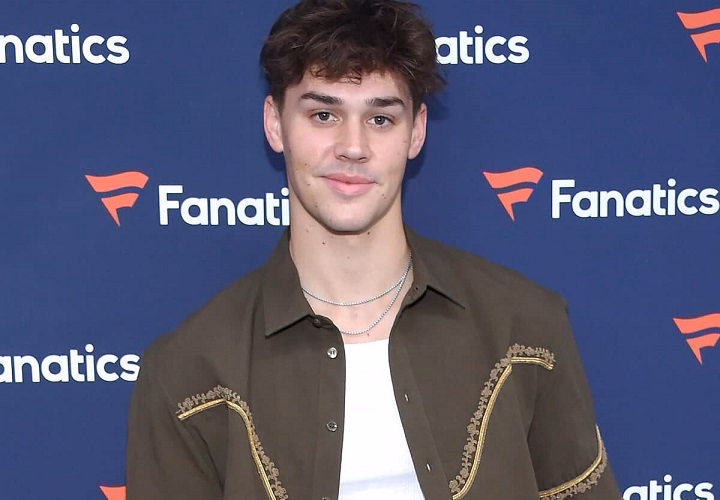 You are currently viewing Noah Beck Net Worth in 2025: TikTok Fame, Endorsements, Lifestyle, and Career Growth