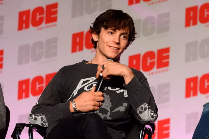 You are currently viewing Ross Lynch Net Worth: Age, Height, Weight, Wiki, Biography, Family and More