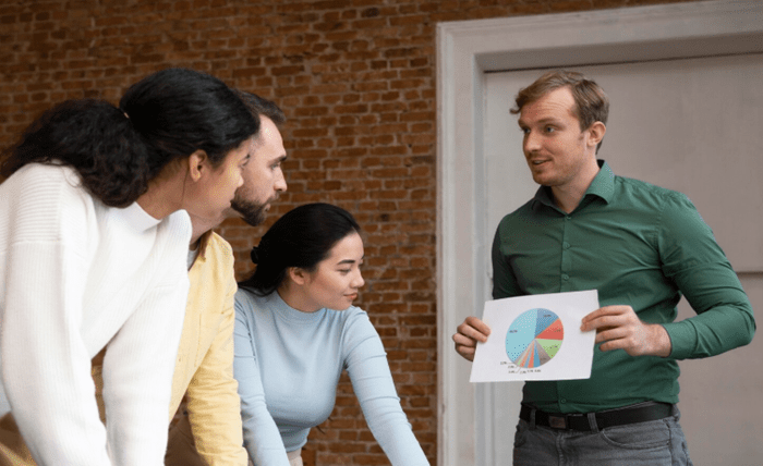 You are currently viewing Cross-Generational Mentorship: Bridging the Gap